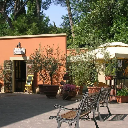 Maya Hotel