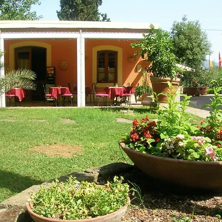 Maya Hotel