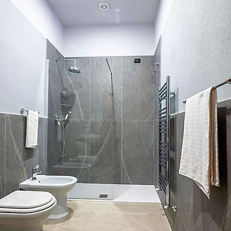 Maya Hotel 3*