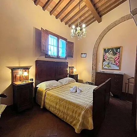 Maya Cascina (Pisa)