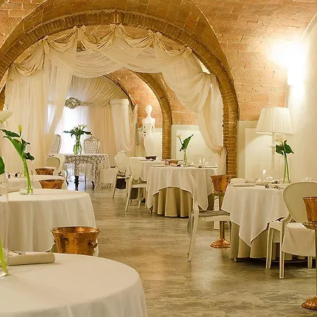 Hotel Maya 3*