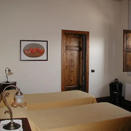 Maya Cascina